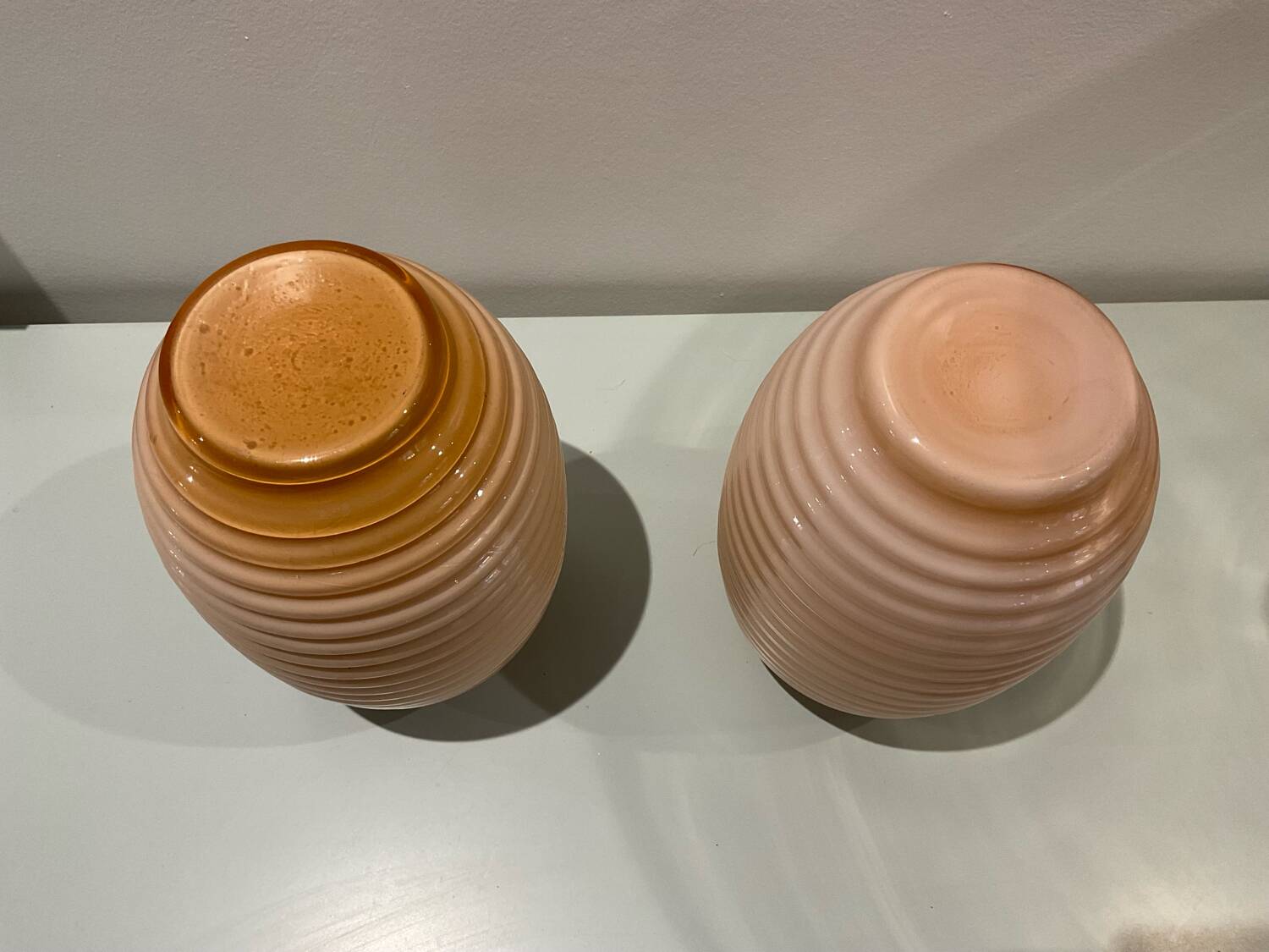 Set of 2 pink vases