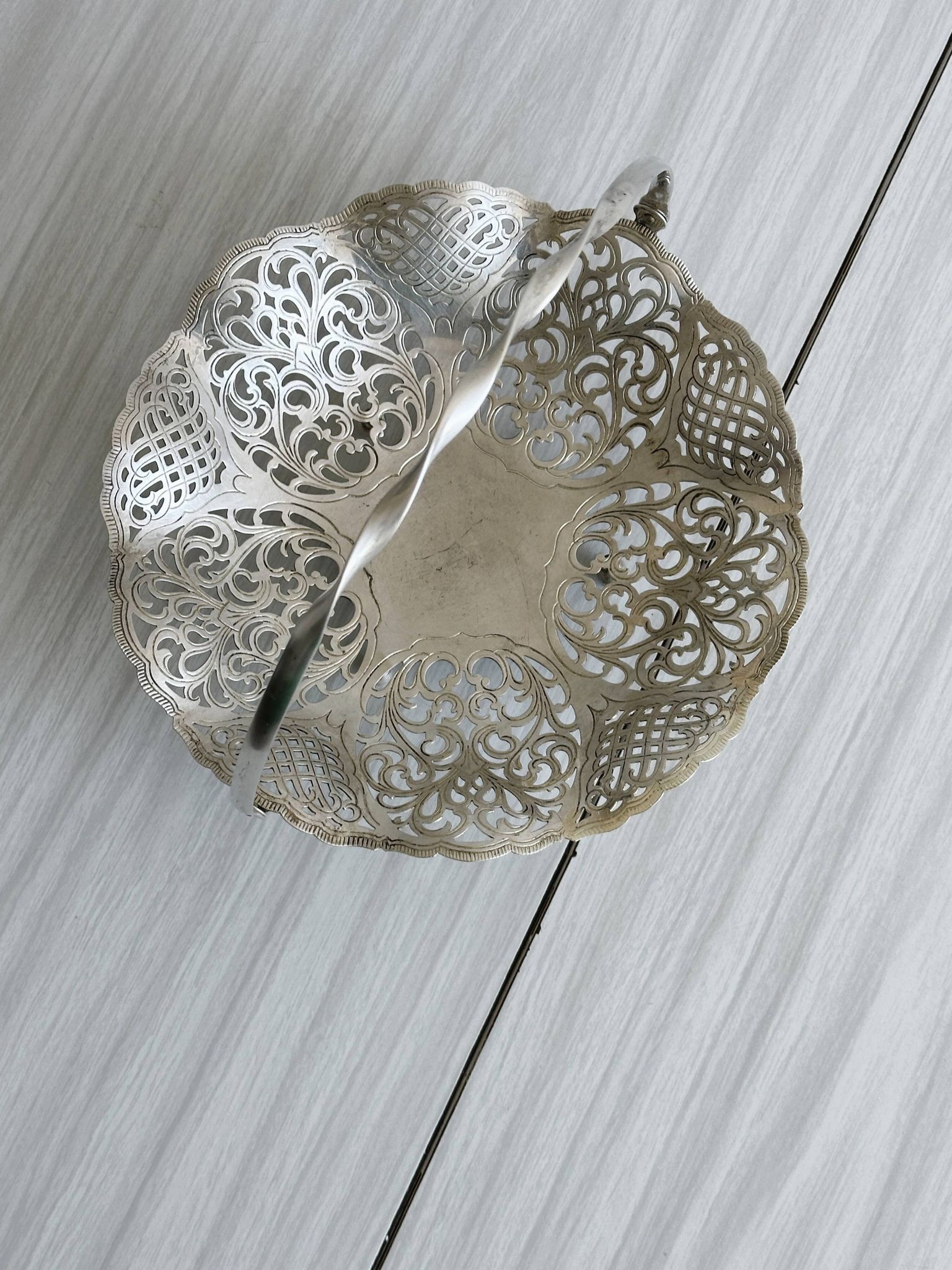 Corbeille à pain ajourée ou coupe à fruits