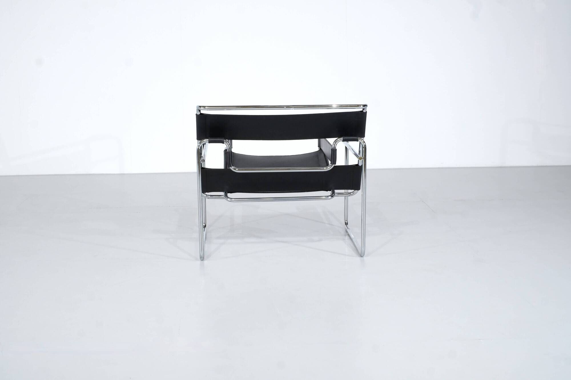 Wassily armchair by Marcel Breuer for Knoll International - 1990s