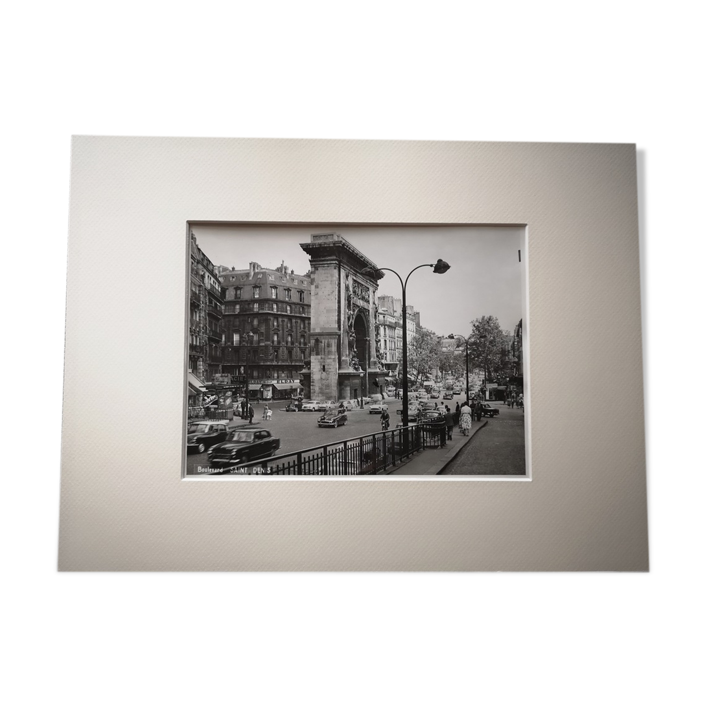Photograph 18x24cm - Black and white silver print - Boulevard Saint Denis- 1950s-1960s