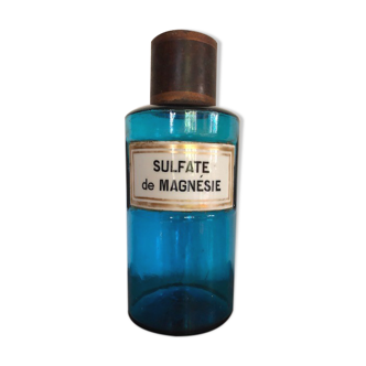 Napoleon III medicine jar
