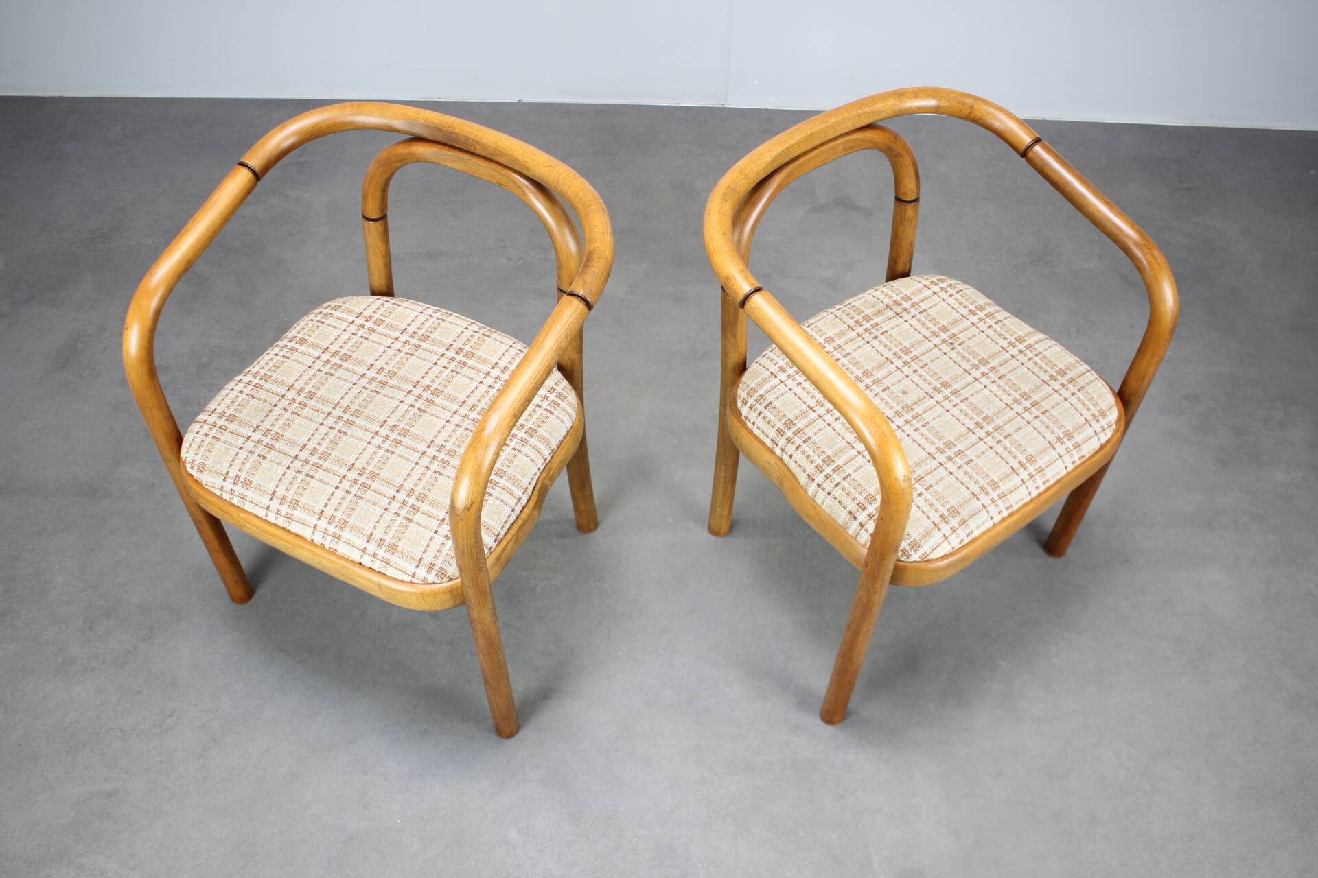 Set of bentwood chairs from the 1980s by Antonín Šuman for TON, Czechoslovakia.
