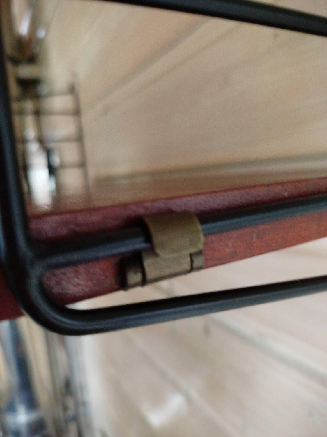 Suede string shelf