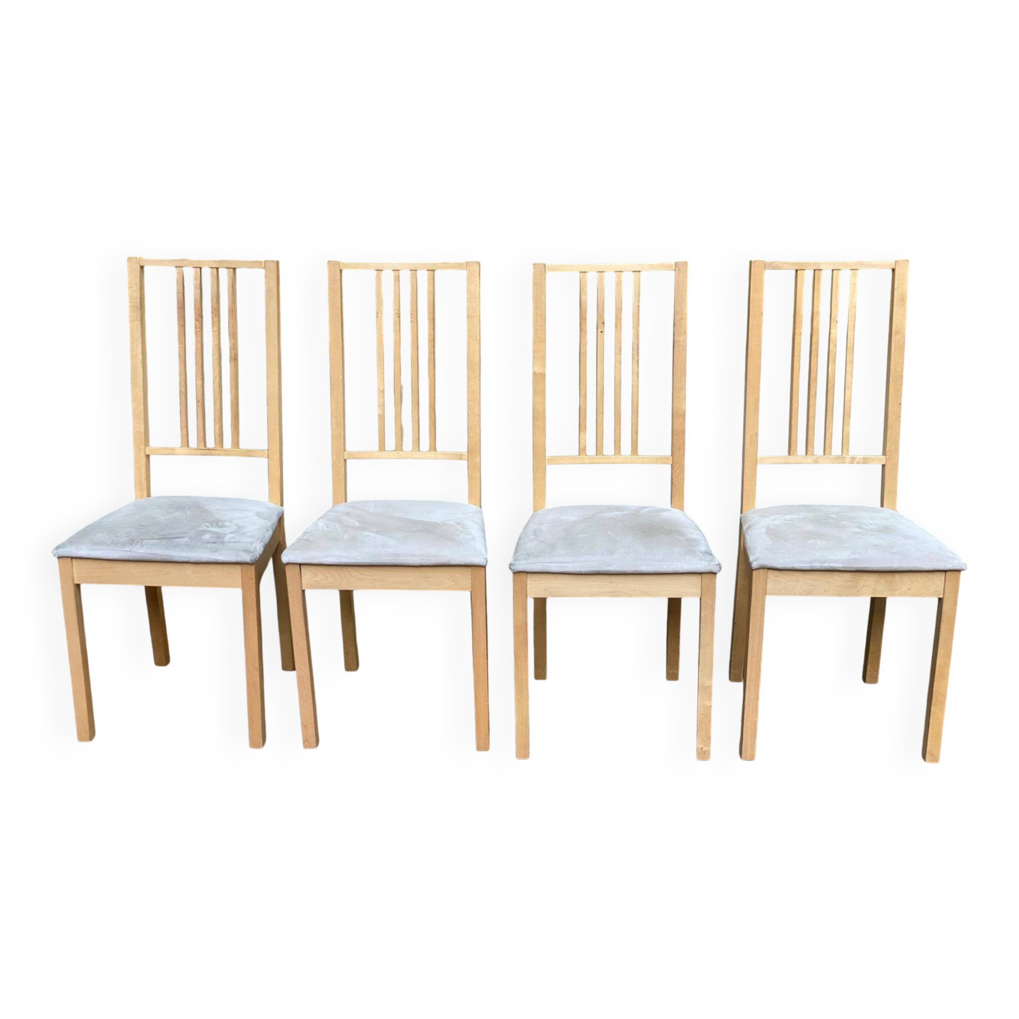4 Scandinavian dining chairs in light birch solid wood.