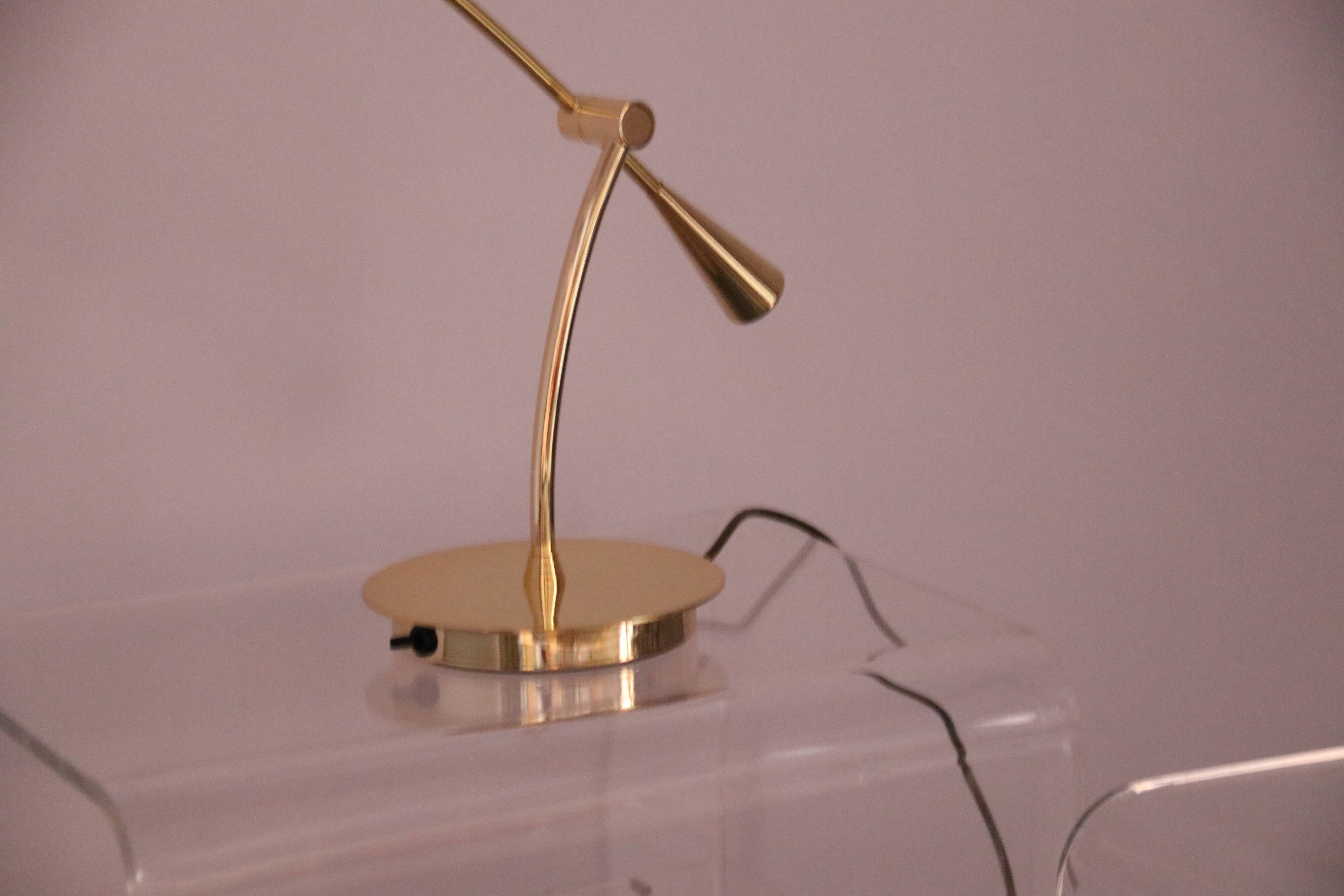 Set of 2 desk or table lamps in brass by Massive Belgium 1980's