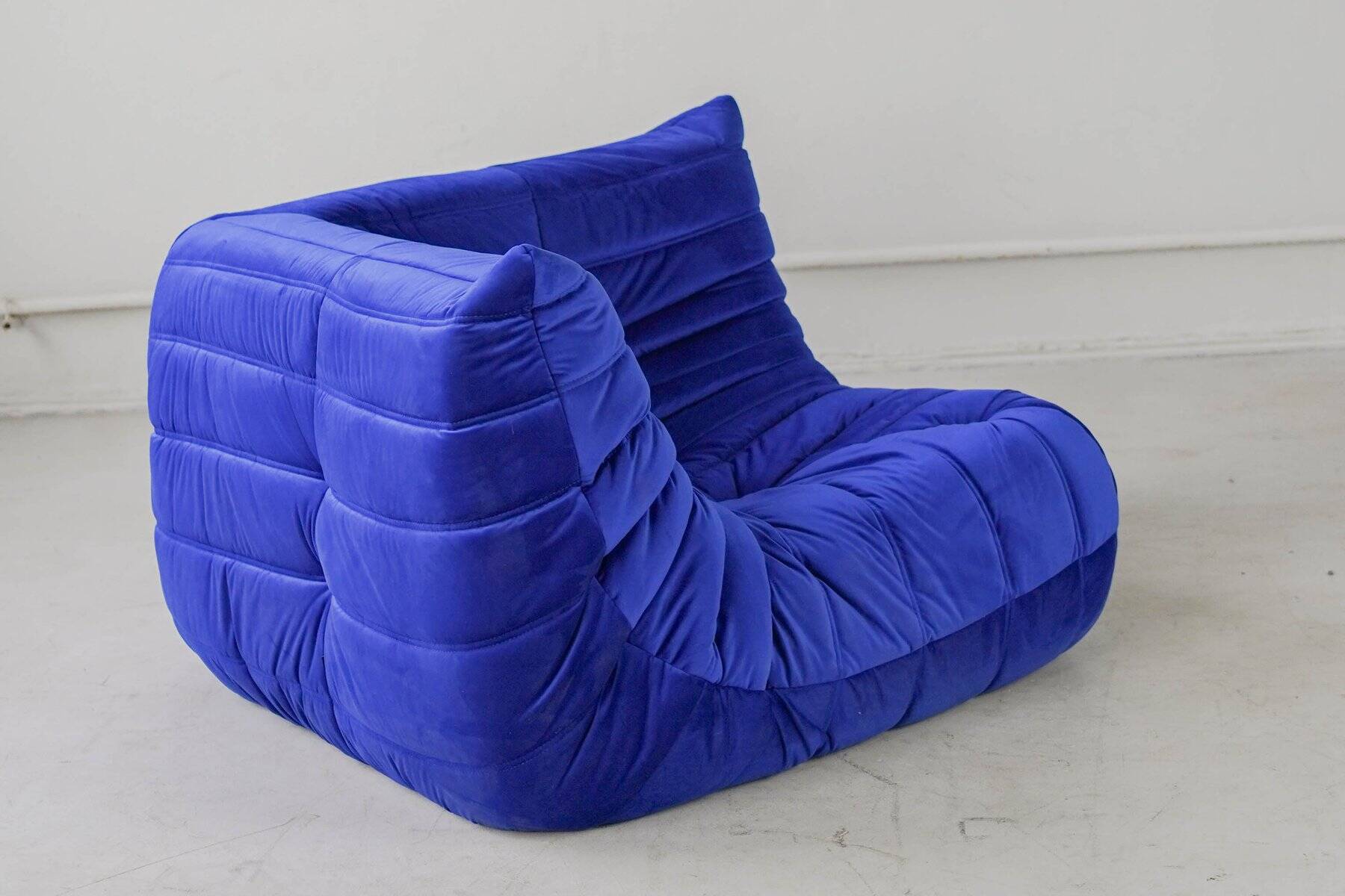 Togo corner chair in blue velvet by Michel Ducaroy for Ligne Roset