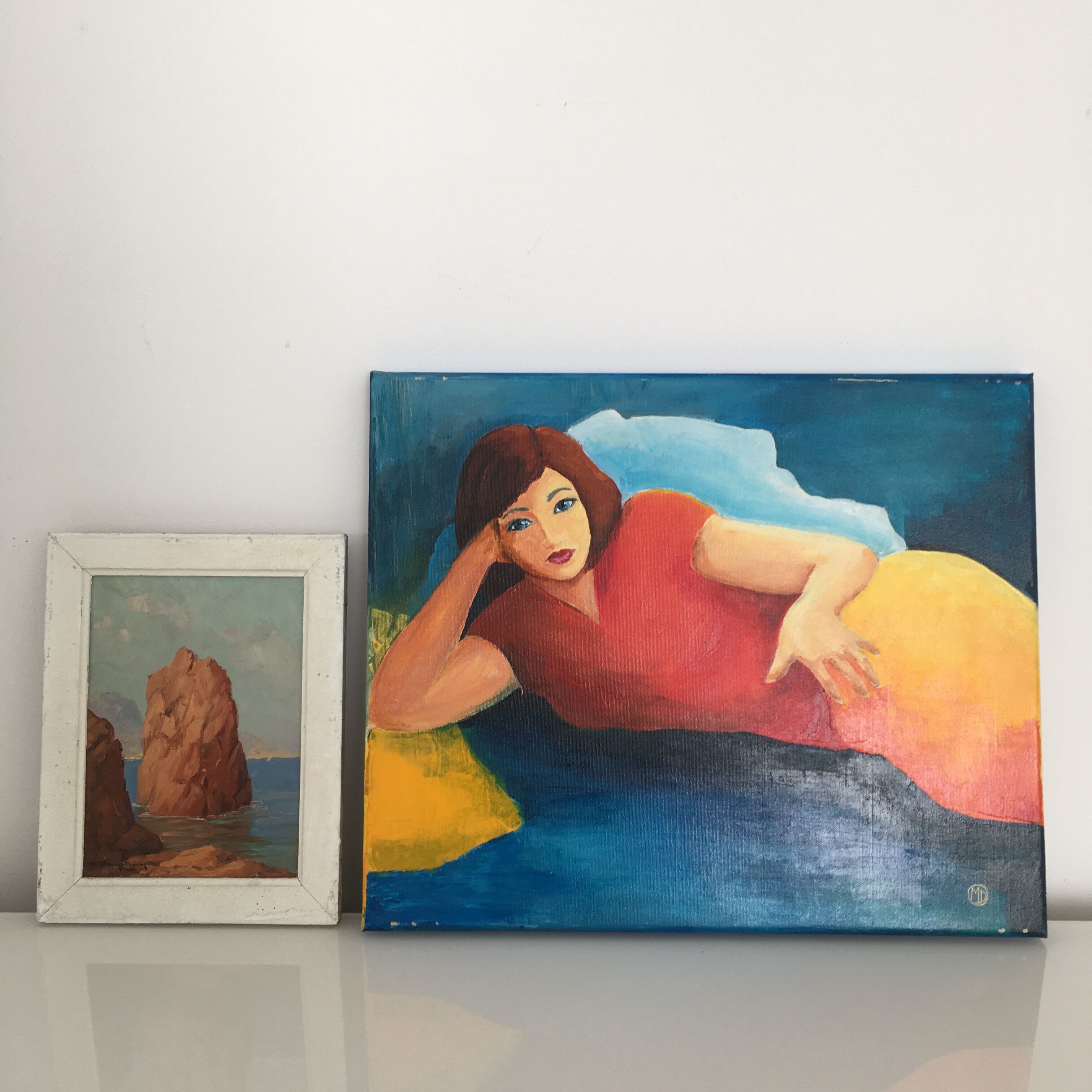 Painting woman lying down