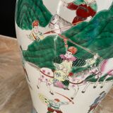 Paire de vases chinois en porcelaine de fin 19è siècle