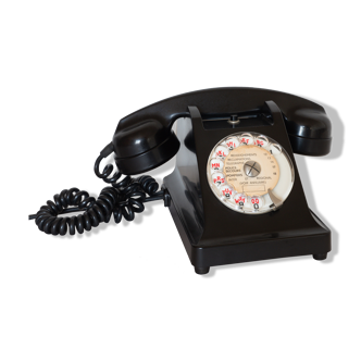 Phone in bakelite black U43