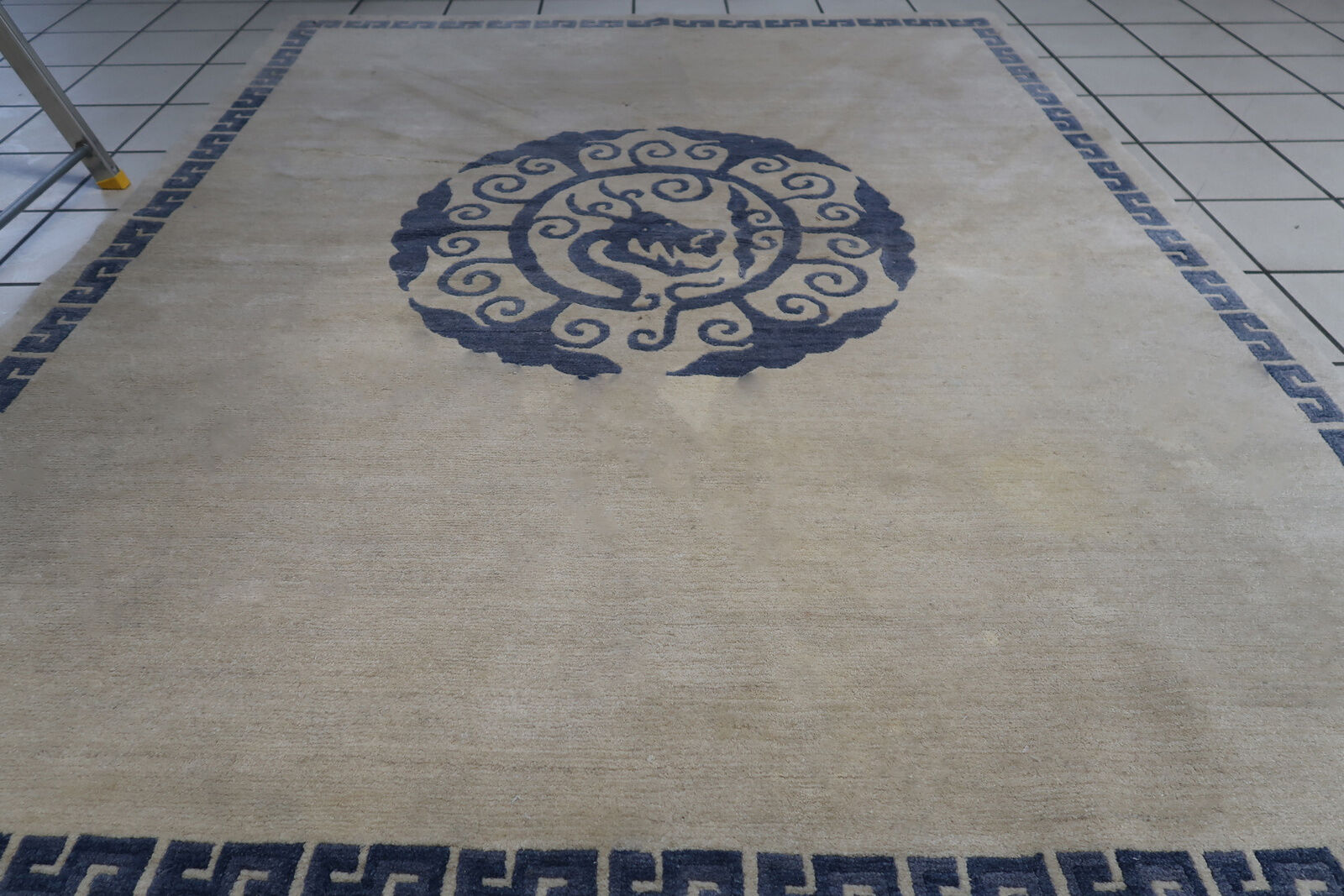 Vintage handmade 4.8' x 6.1' (147 cm x 187 cm) Tibetan Khaden rug from the 1970s