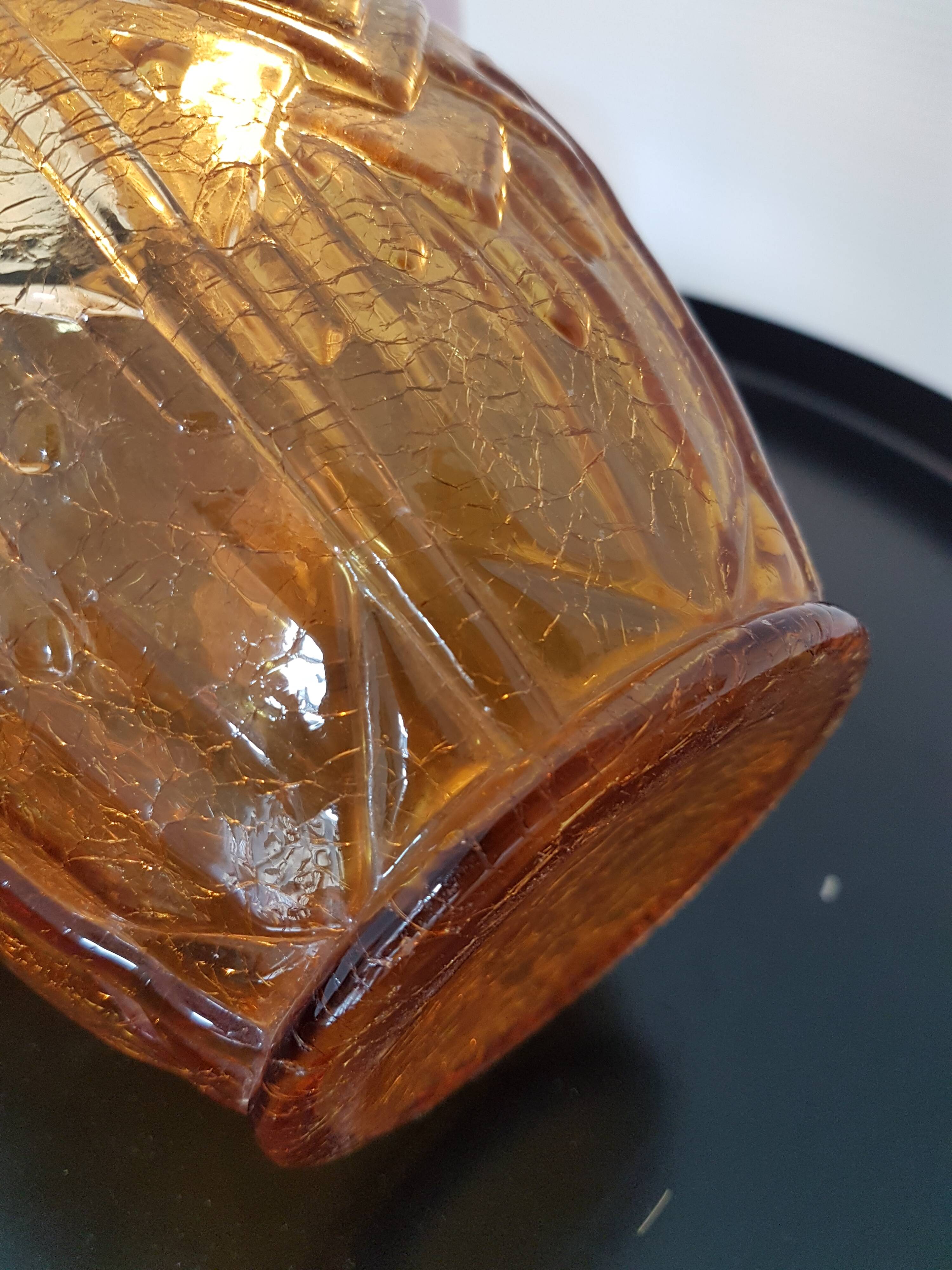 Caramel-colored cracked glass vase