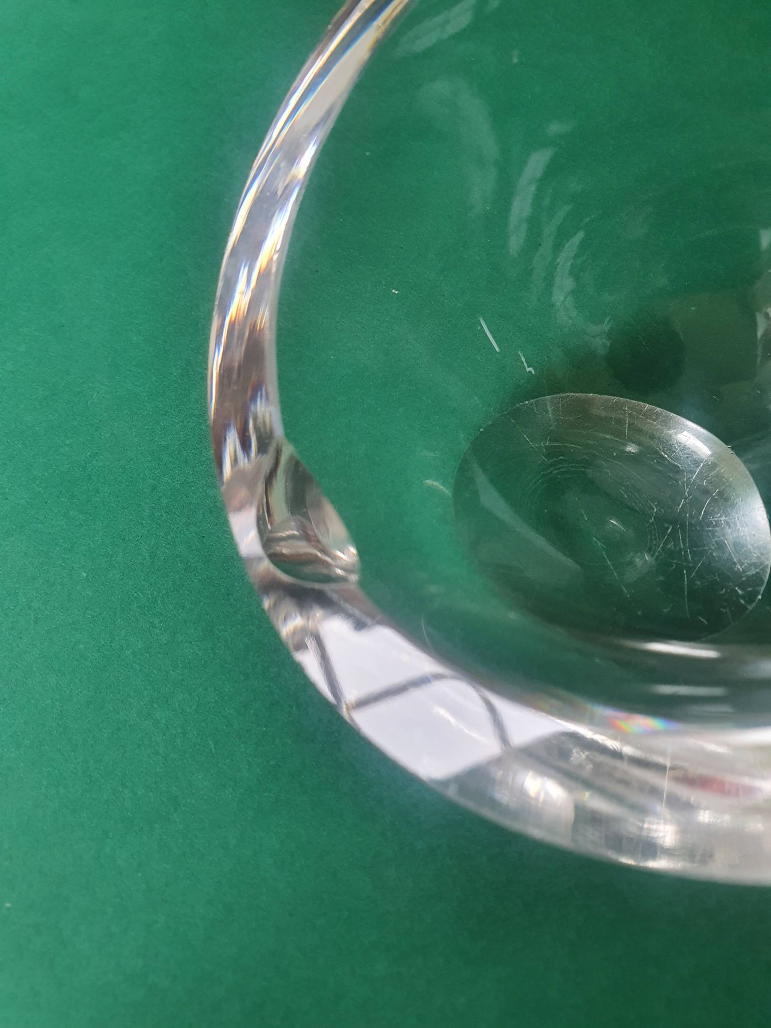 Cendrier demi-sphère en verre ancien vintage