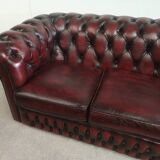 Three-seater chesterfield burgundy leather sofa