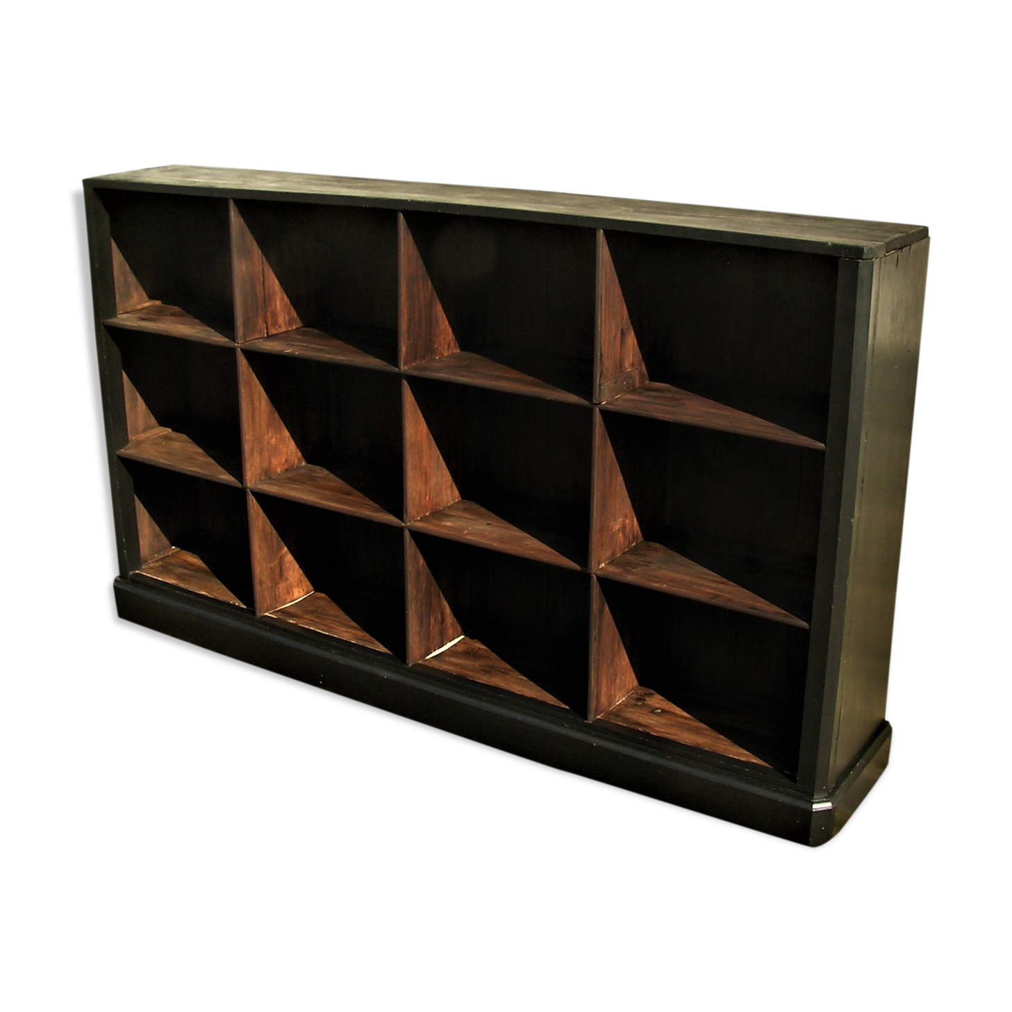 Meuble de métier à casiers