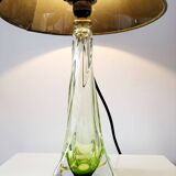 Lampe en cristal Val Saint Lambert à pied tourné, couleur verte, Belgique