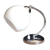 Lampe à poser bureau métal chromé et globe en opaline - circa 1950