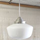 Suspension style Bauhaus globe opaline XL diam. 30cm - début XXeme