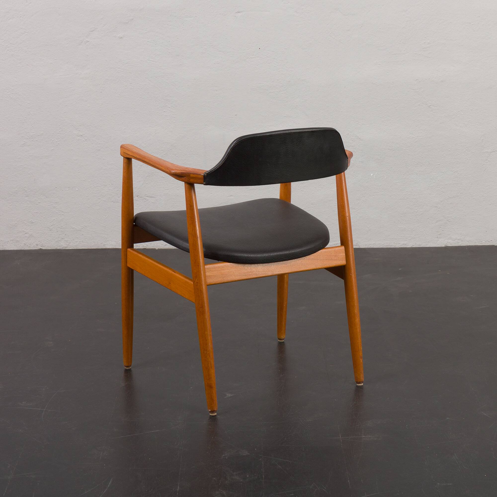 Solid teak chair in blak vinyl fabric, Denmar