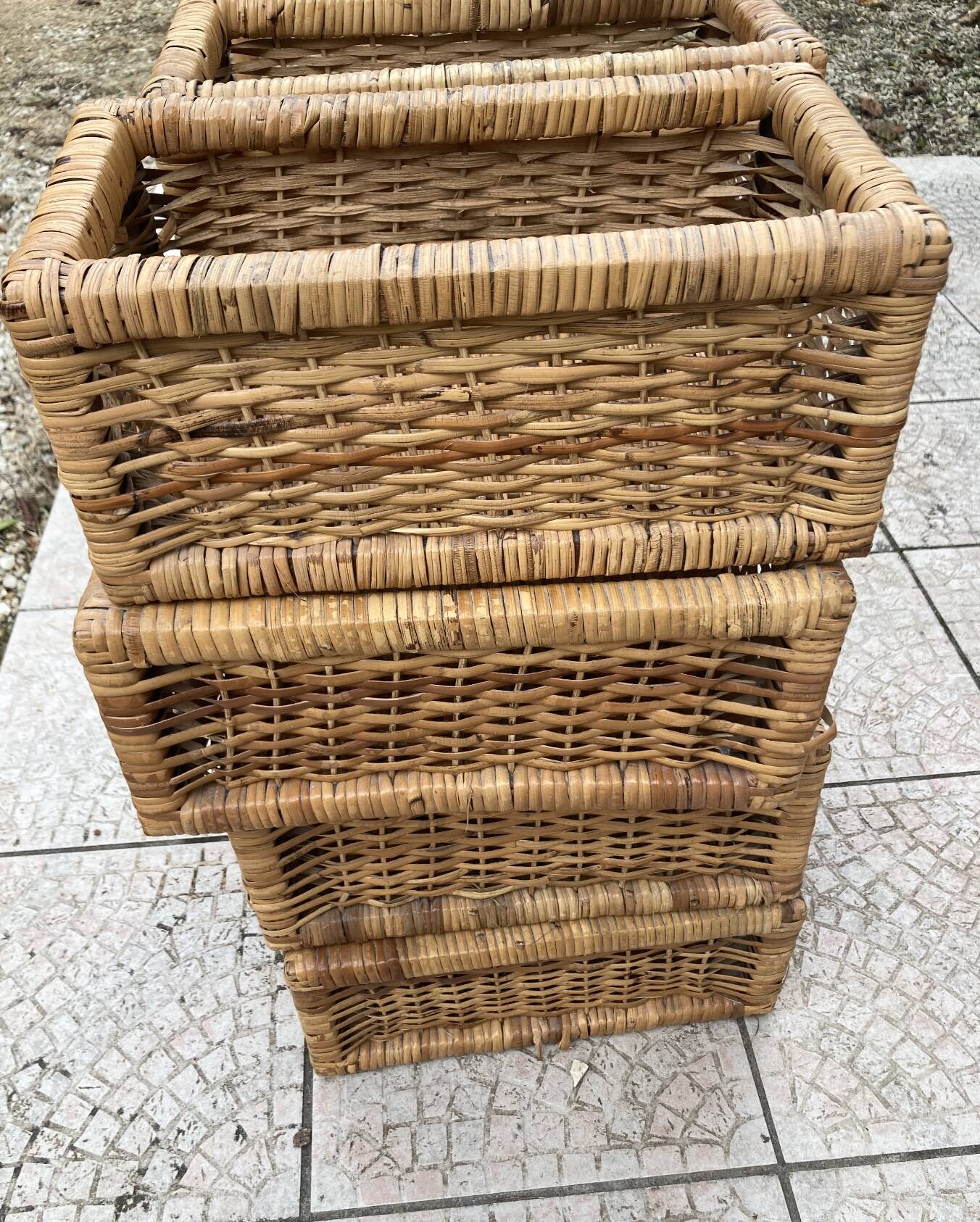 Vintage rattan chiffonier