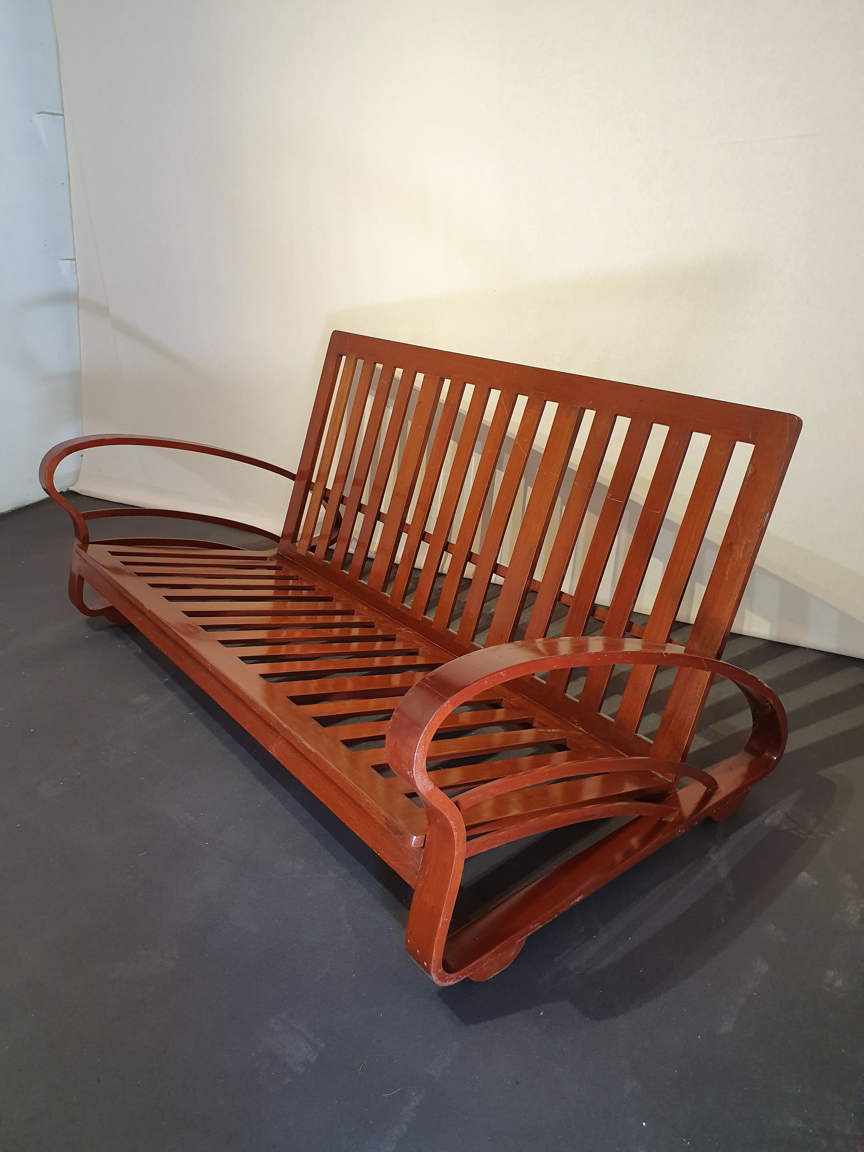 3-seat morris banquette