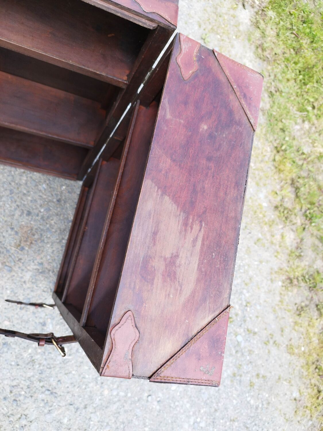 Furniture trunk wood coffee table shelves library suitcase