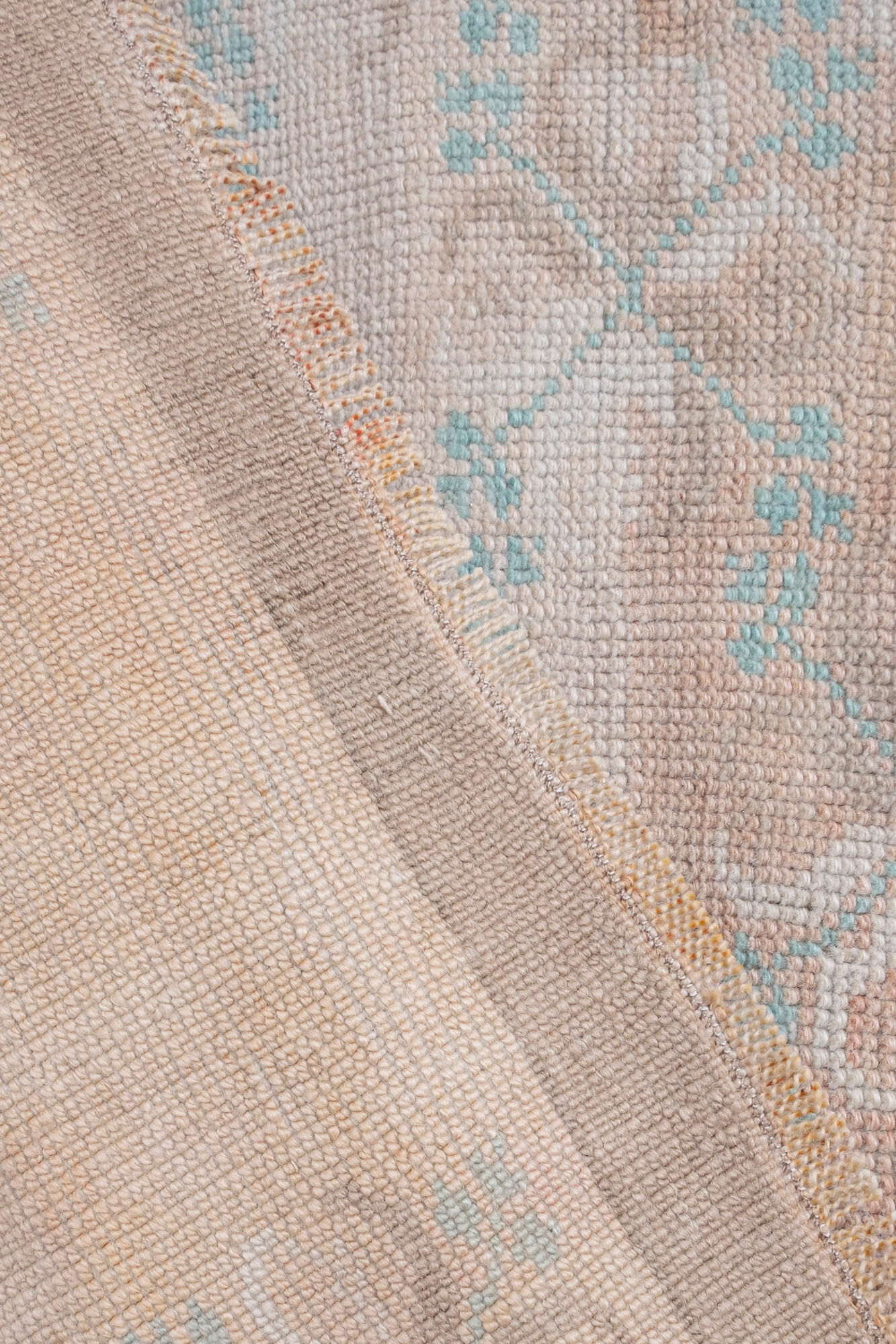 Antique central anatolian karapinar rug 4'9" x 7'2"