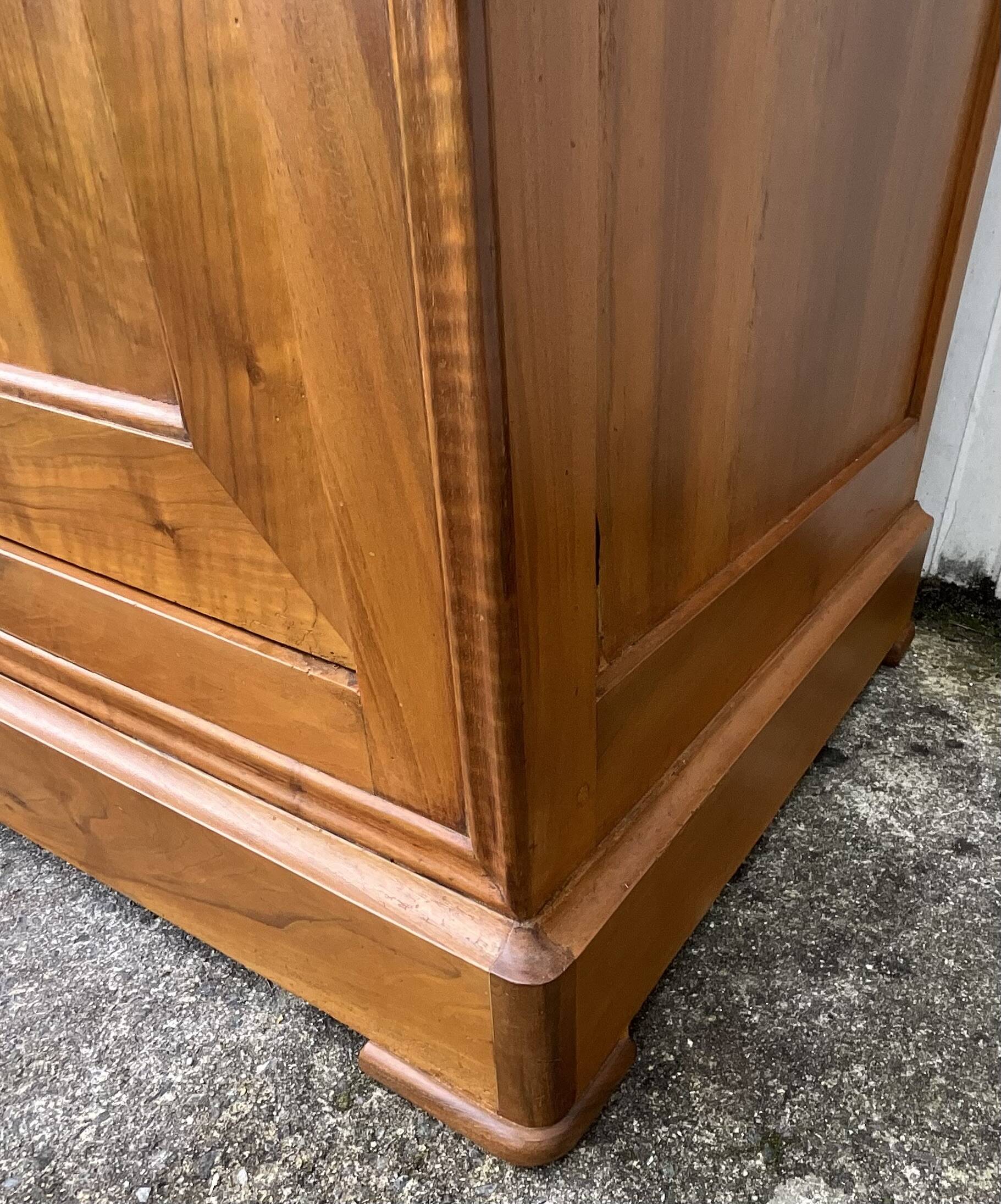 Sideboard and chest in burr walnut, late 19th century, Louis Philippe