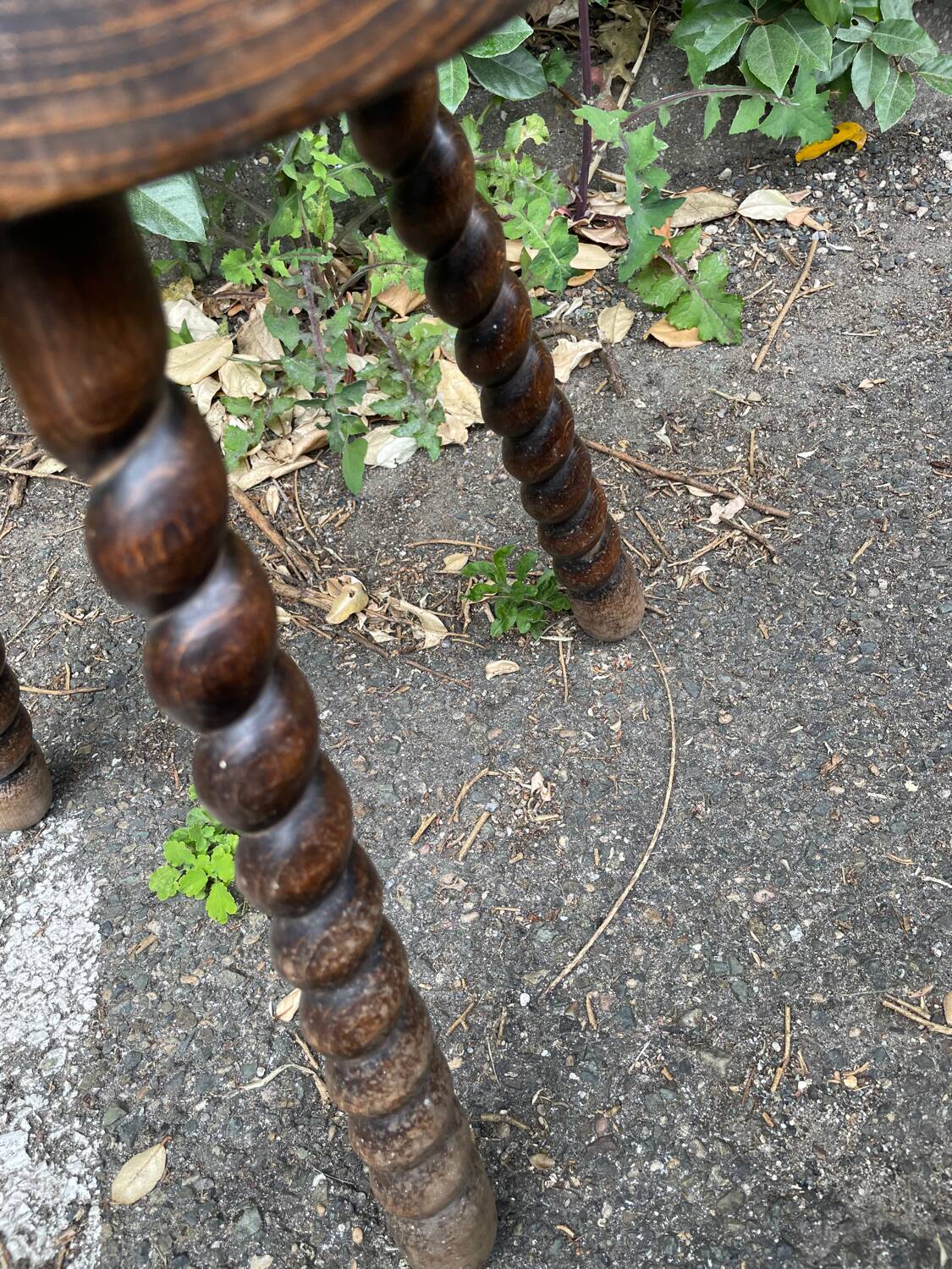 Tripod stool