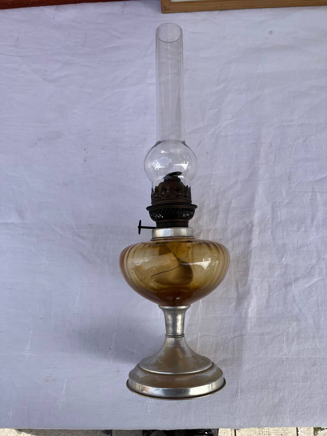 Oil lamp
