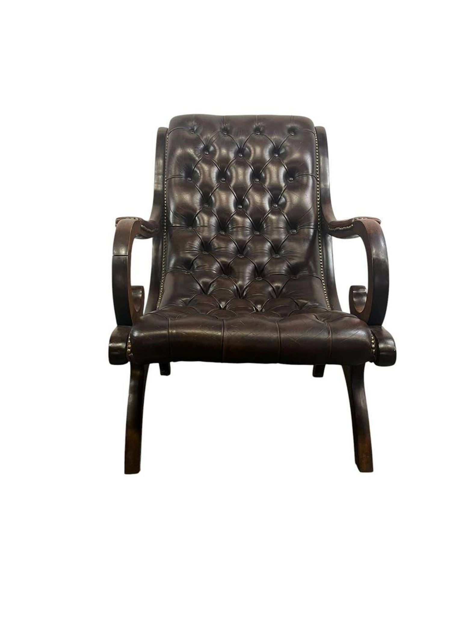Vintage Chesterfield armchair in dark brown leather / single seat