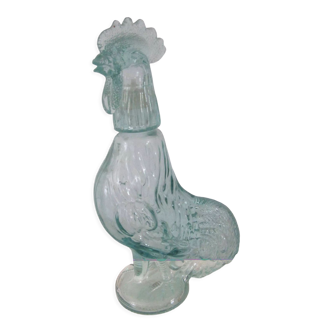 -shaped glass decanter