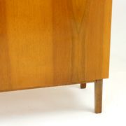 Bibliothèque du milieu du siècle en noyer par Jitona, Tchécoslovaquie