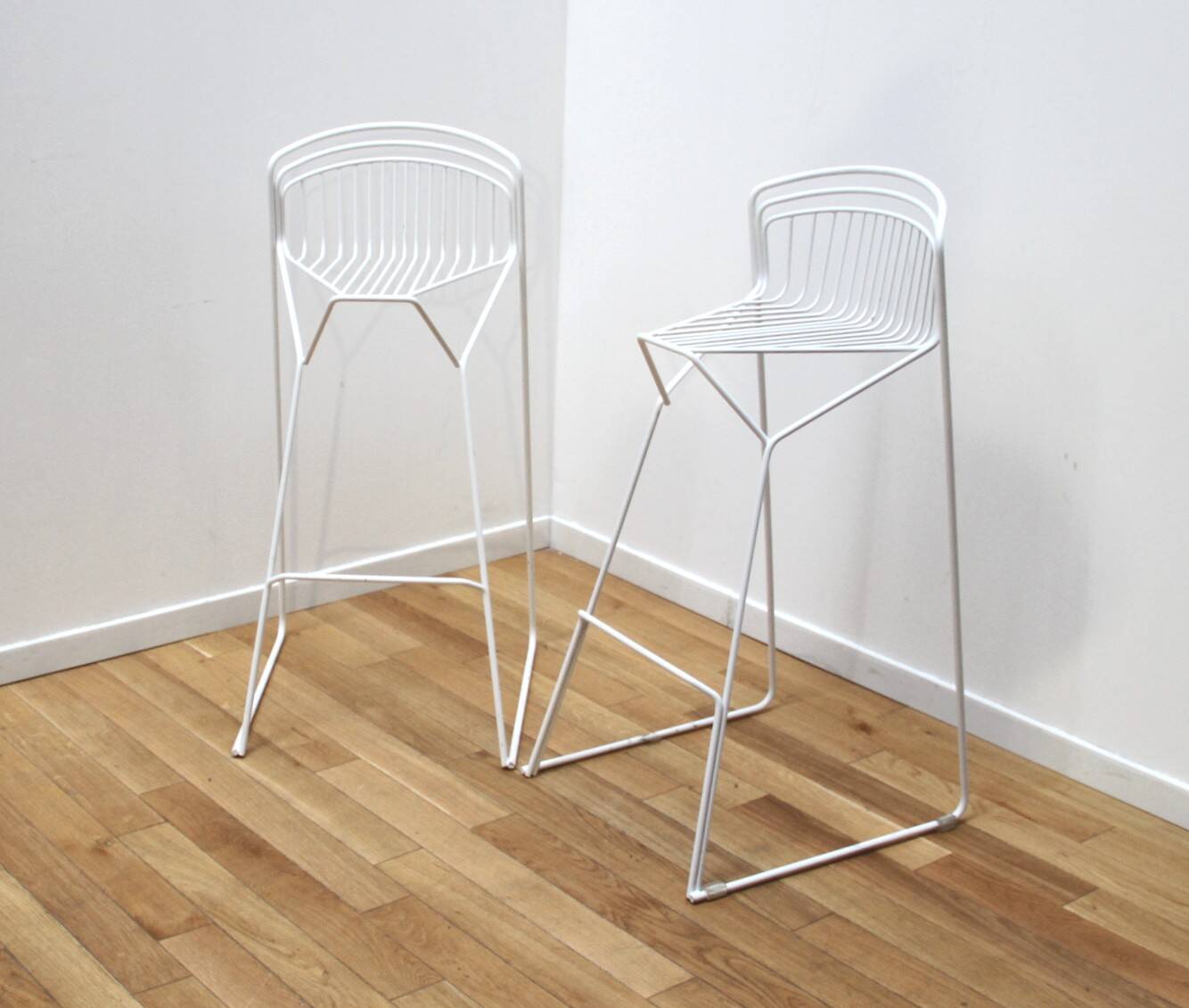 Pair of Ribelle stools, Luxy