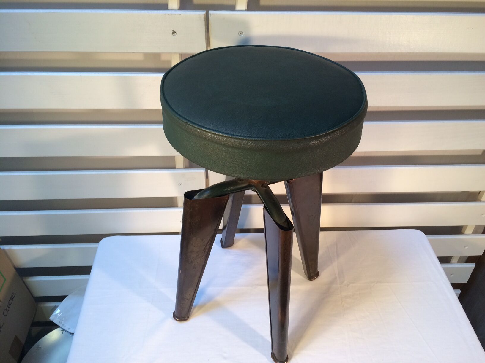 Ols stool 70s