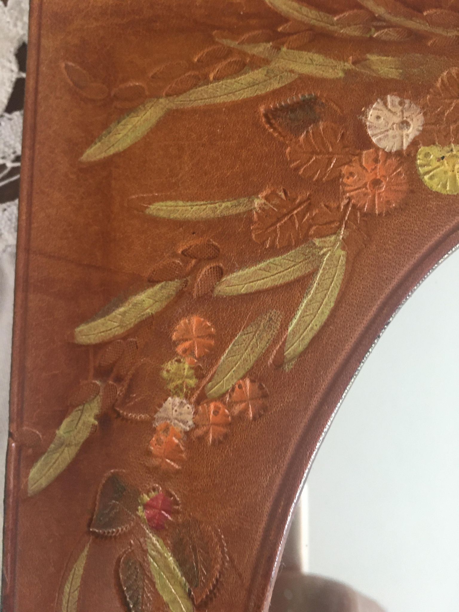 Vintage mirror all in leather 25x20cm