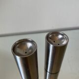 Salière et poivrier d'Arne Jacobsen pour Stelton