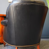 Chesterfield style fauteuil en cuir - tabouret par Hancock - Moore