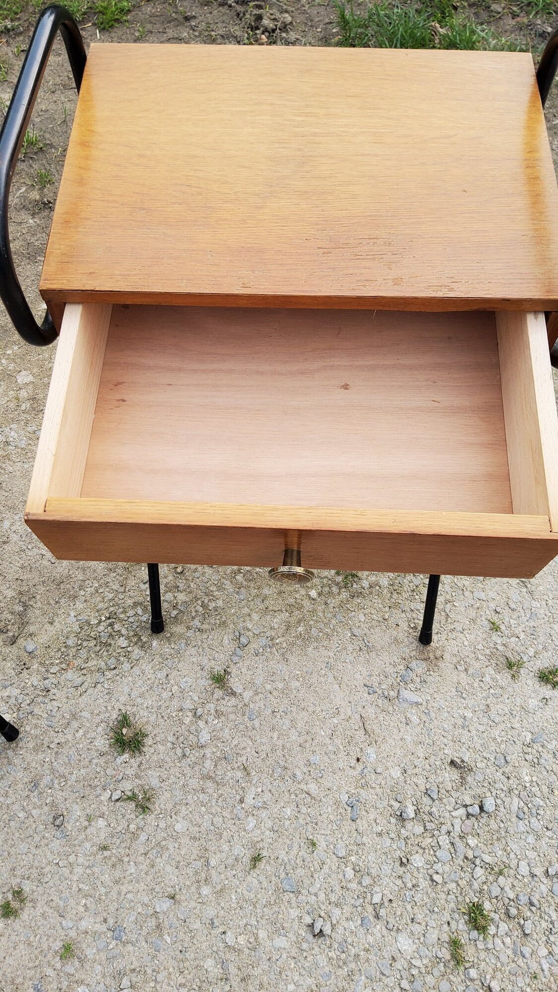 Pair of bedside tables from the 60s in gilded oak and tubes stamped Descher