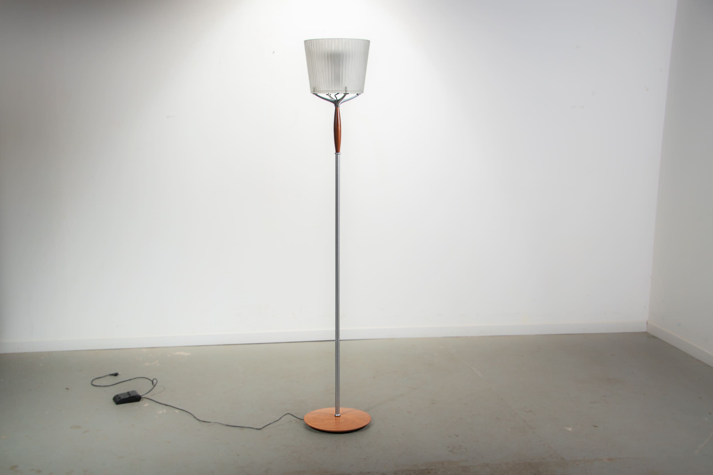 Orione floor lamp by Rodolfo Dordoni for Artemide