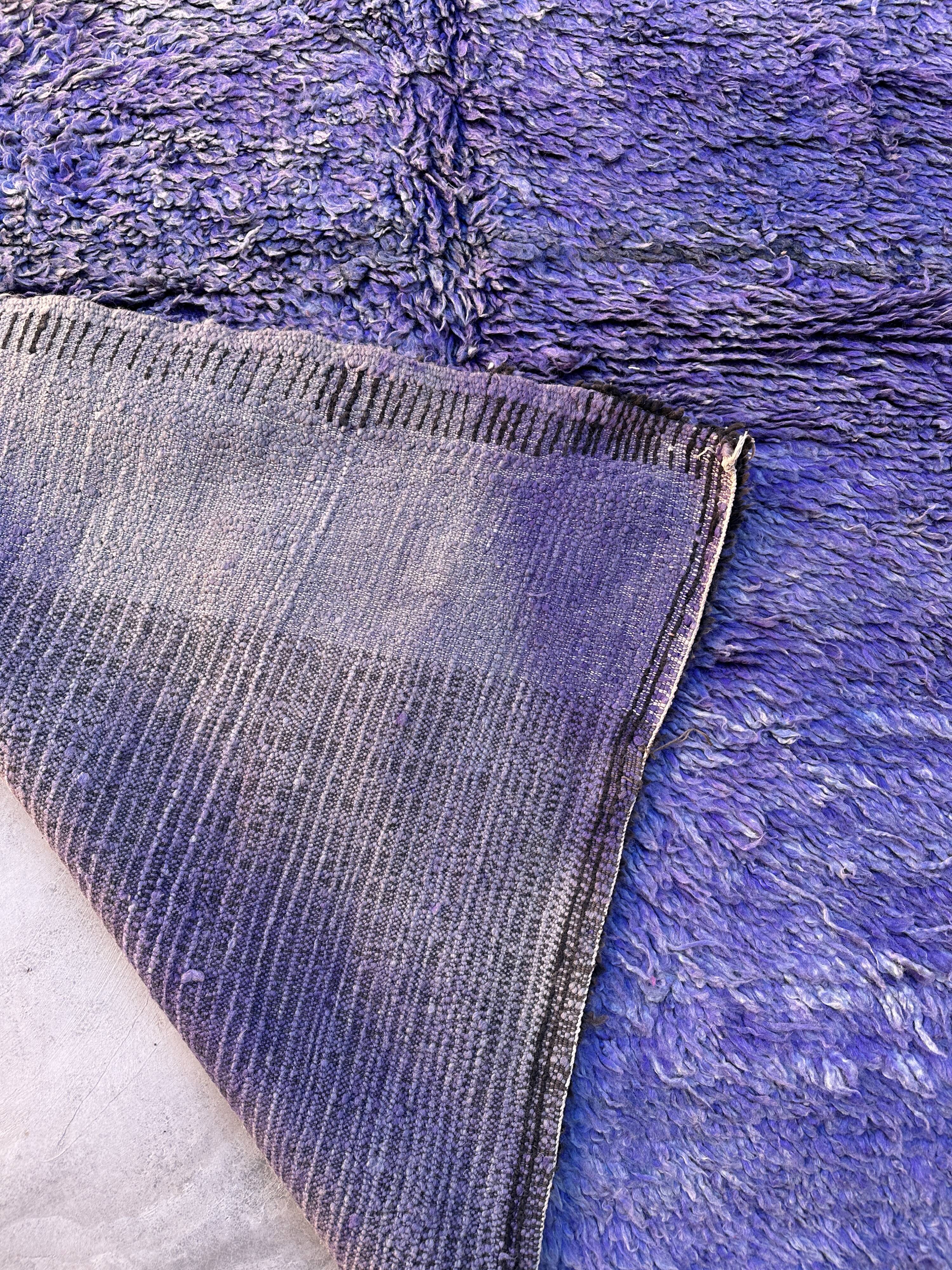 Blue Moroccan carpet - 190 x 350 cm