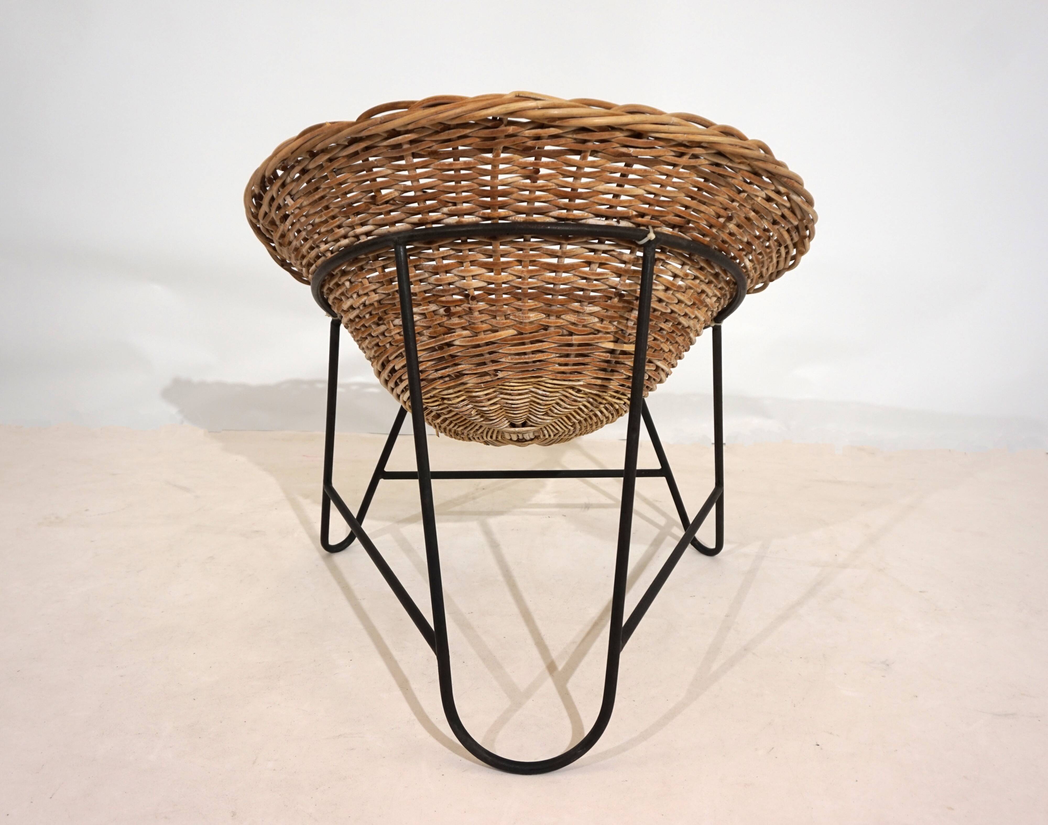 Set of 2 wicker pod chairs from the 60s