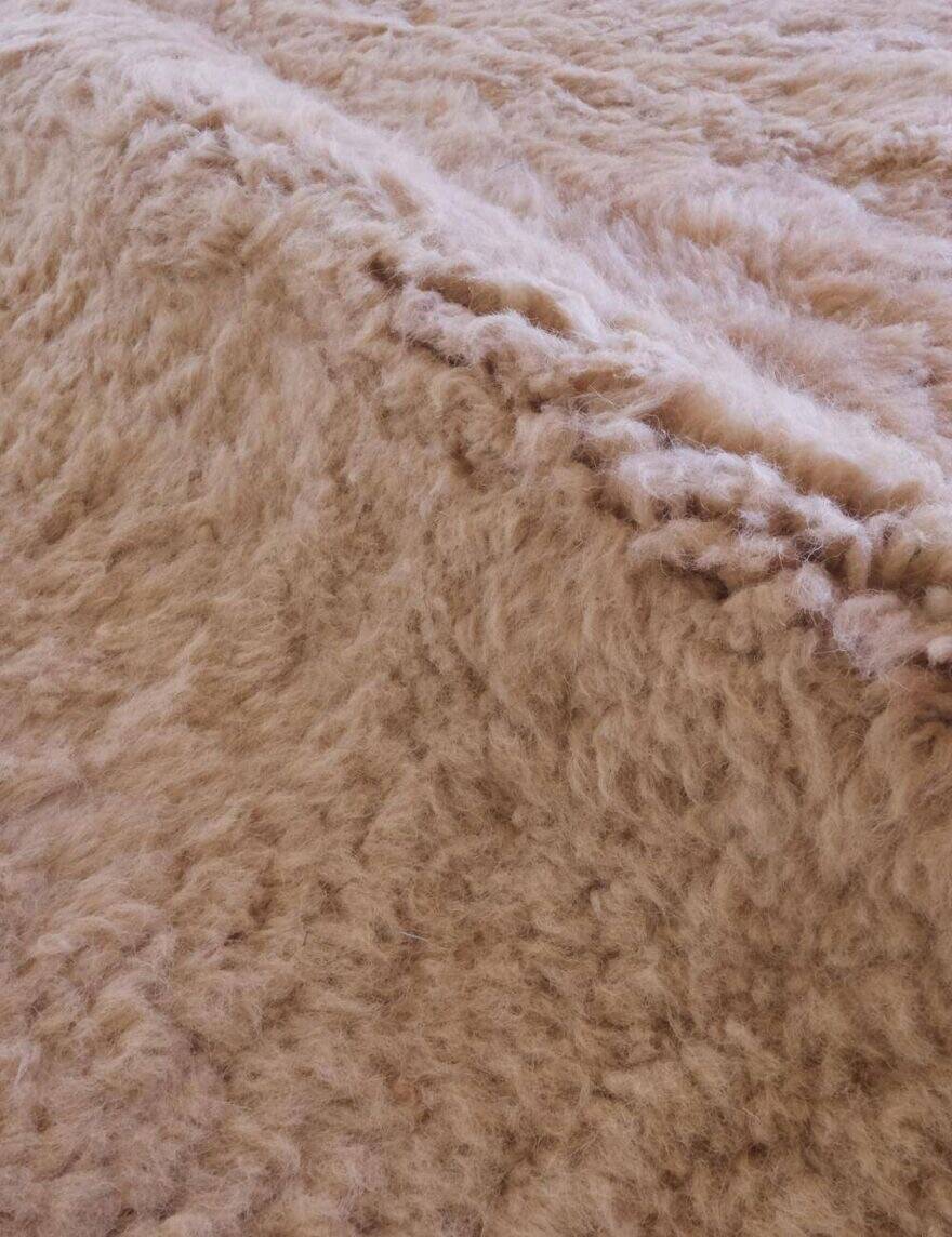 Beige Berber rug in pure wool
