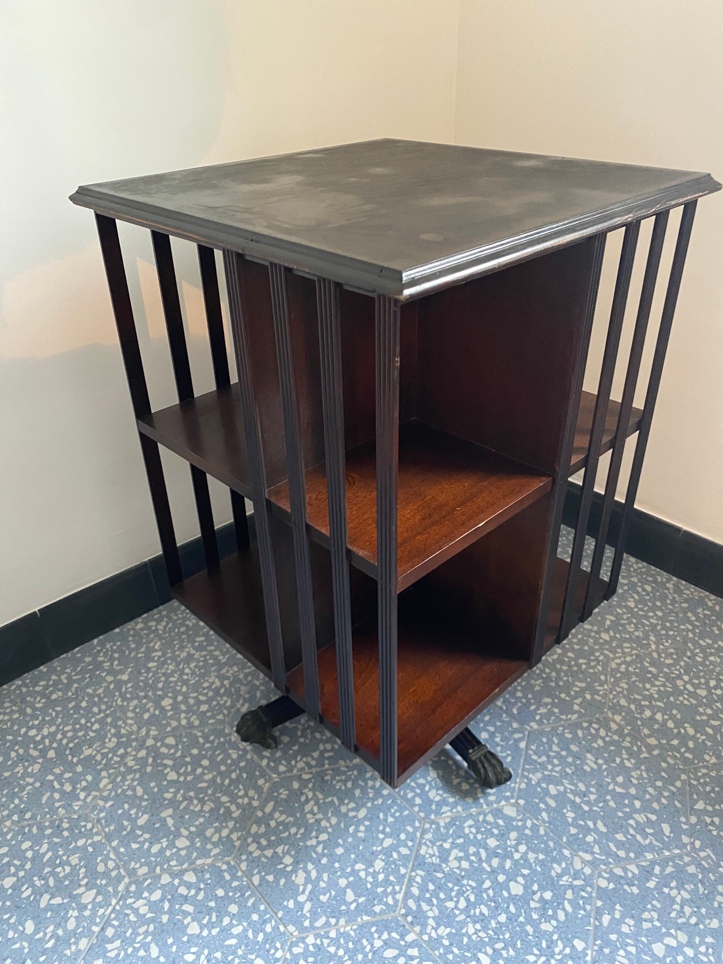 English rotating library