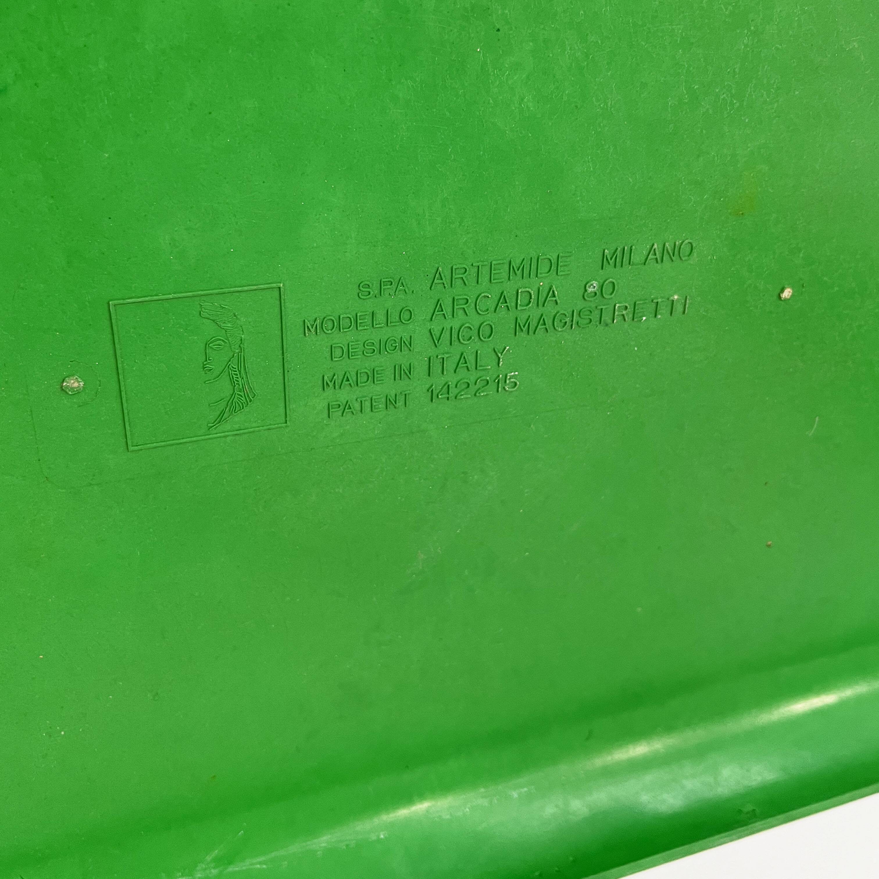 Table basse Arcadia 80 Verte par Vico Magistretti pour Artemide, 1970