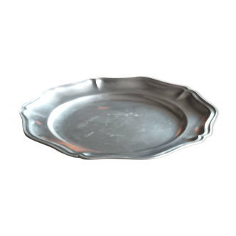 Pewter dish