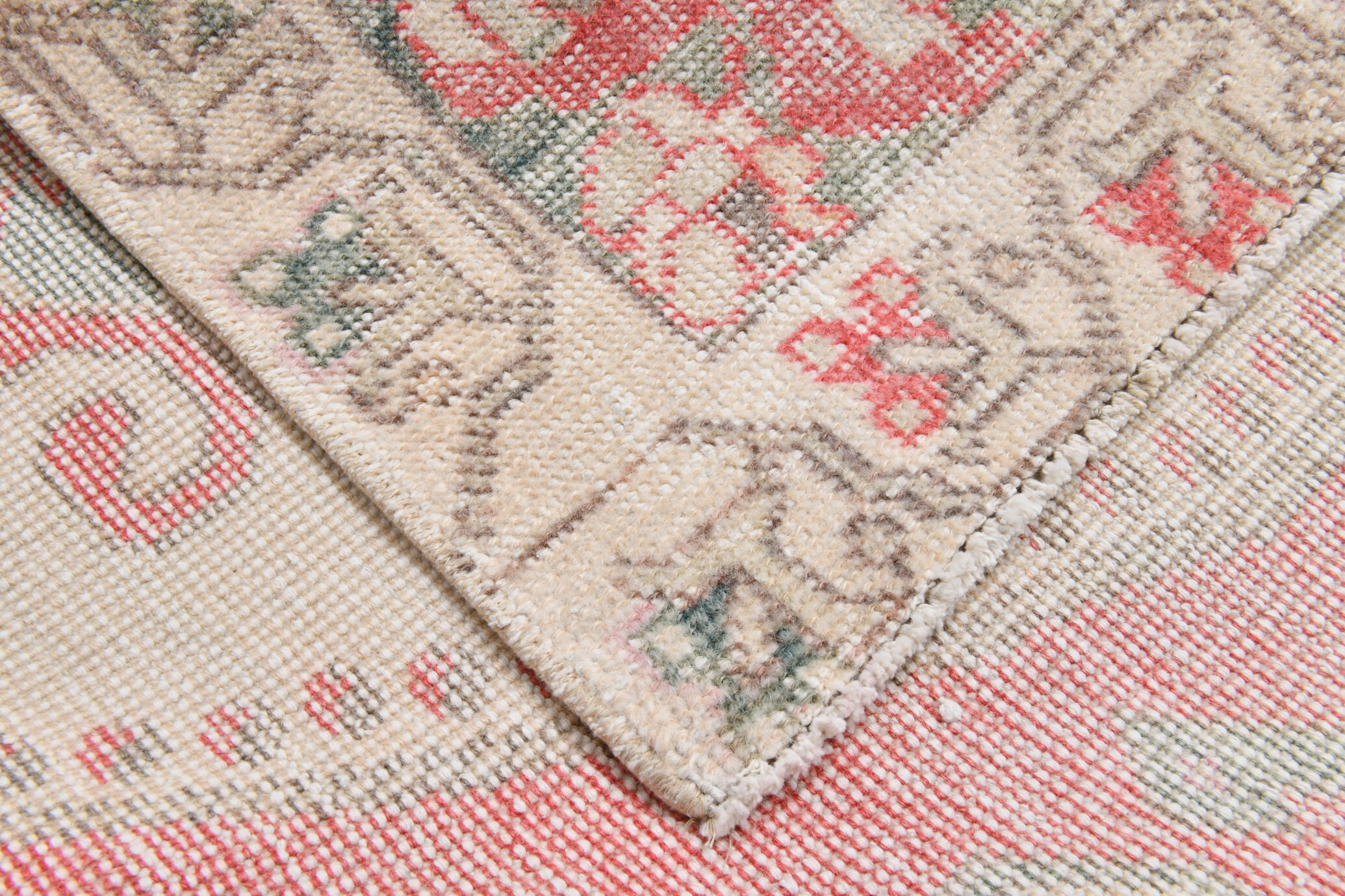 4x7 anatolian handmade vintage rug 215x138cm