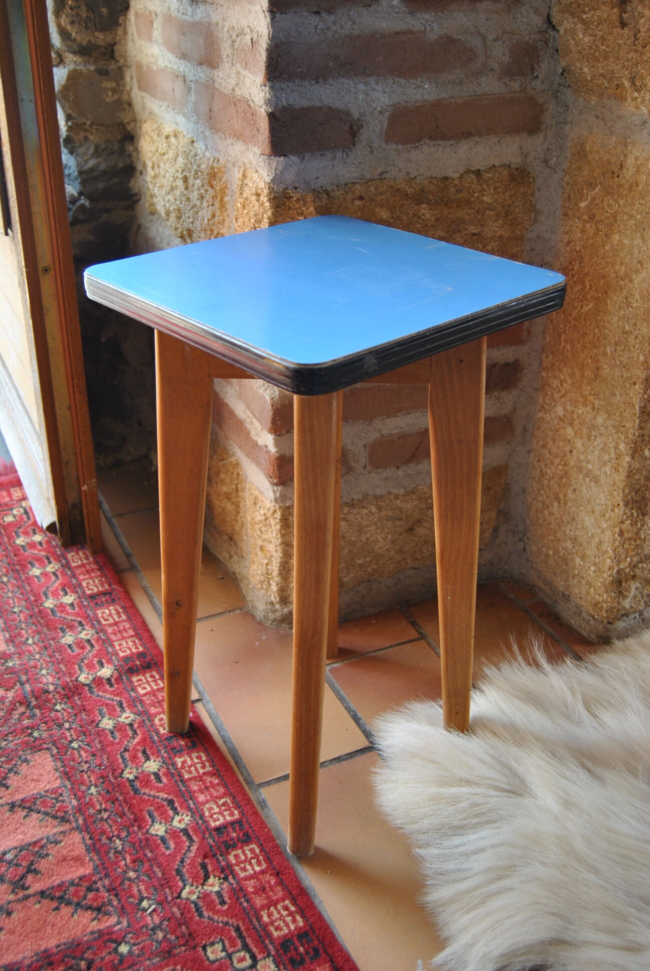 Wooden stool and blue formica - 50s/60s