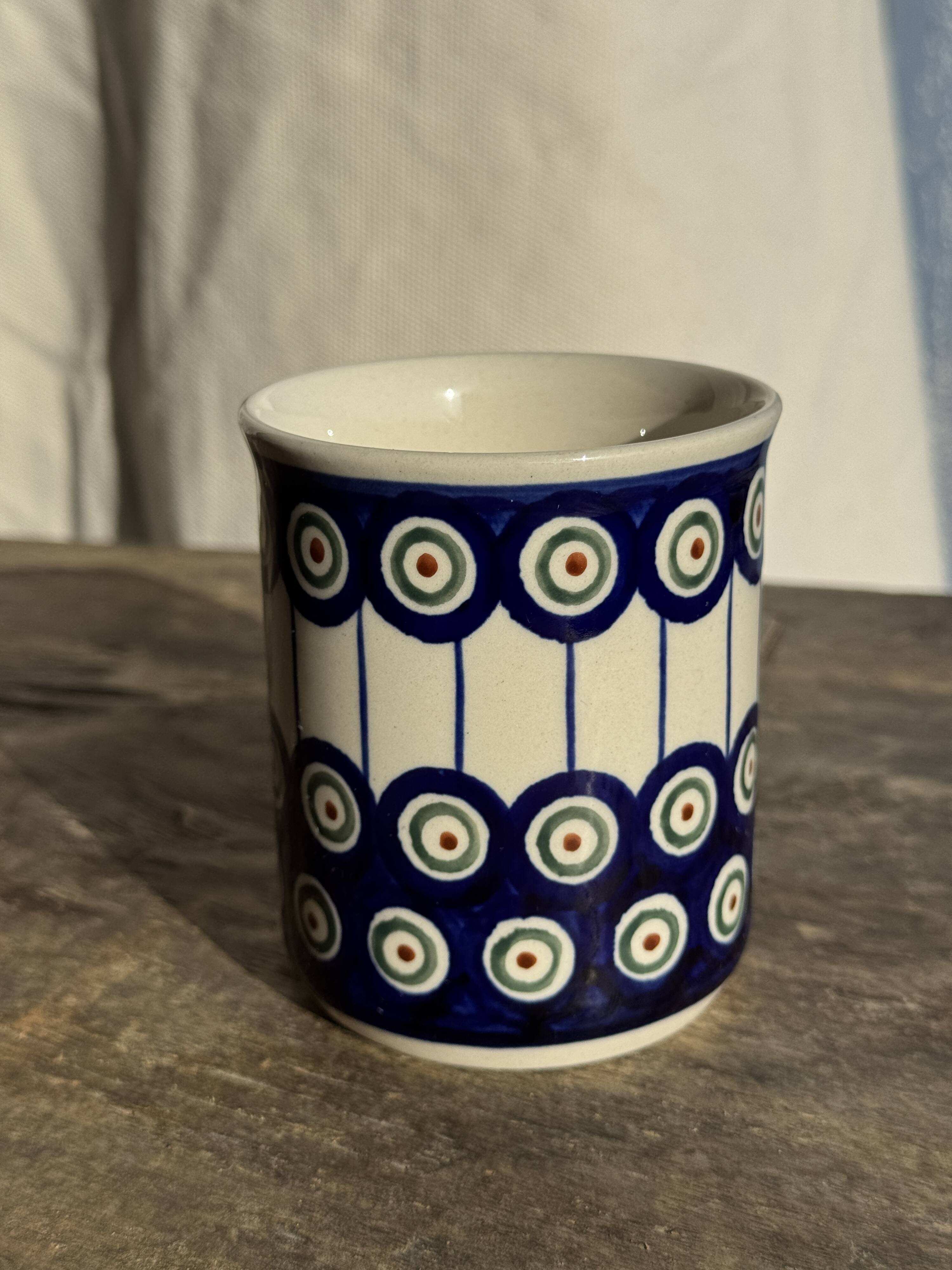Mug en grès émaillé bleu de Bolesławiec H9,5 D11