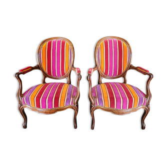 Pair of armchairs louis philippe medaillon walnut of the xix th century