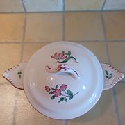 Bonbonniere en faience de st-clement